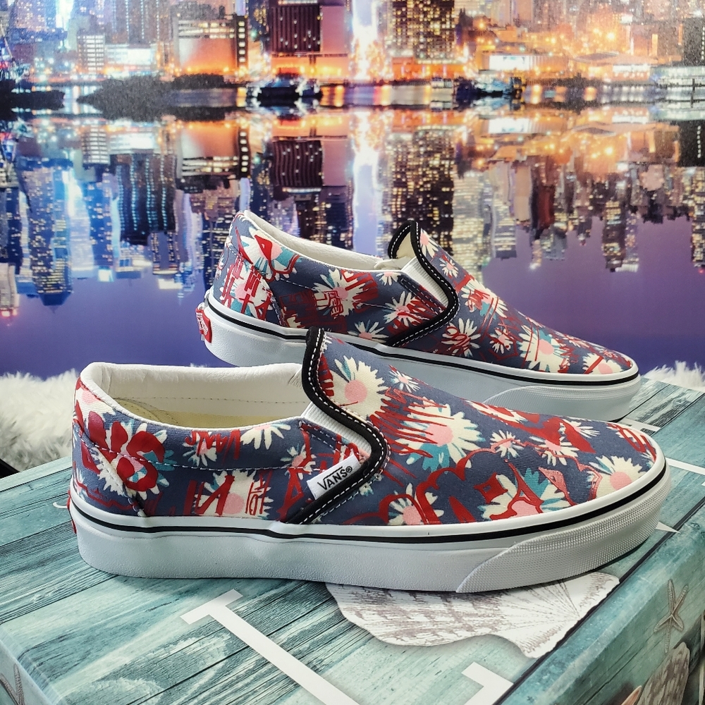 Vans Crew Floral 💐🌼 Classic Slip-on (CL) - Picture 9 of 14
